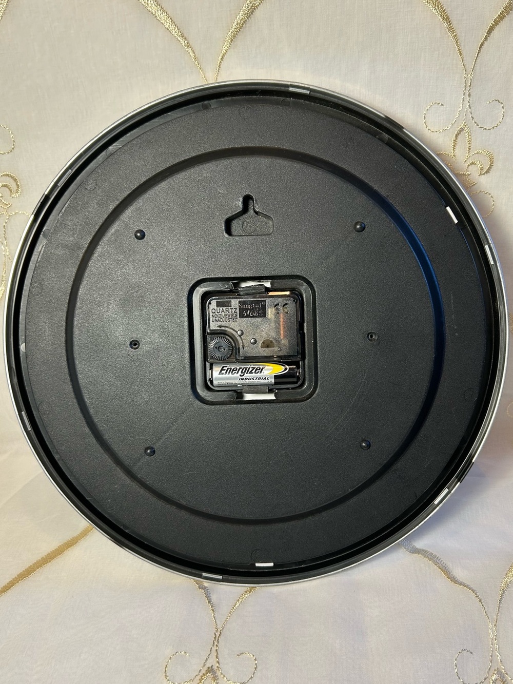 Wall Clock - Picture 6 of 9